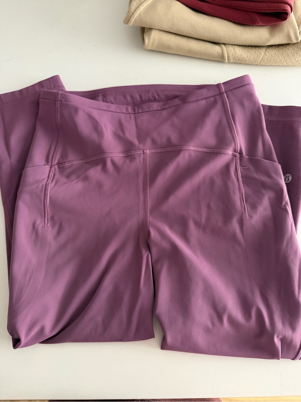 Lululemon Swift Speed High Rise Crop leggings size 6 - Plum